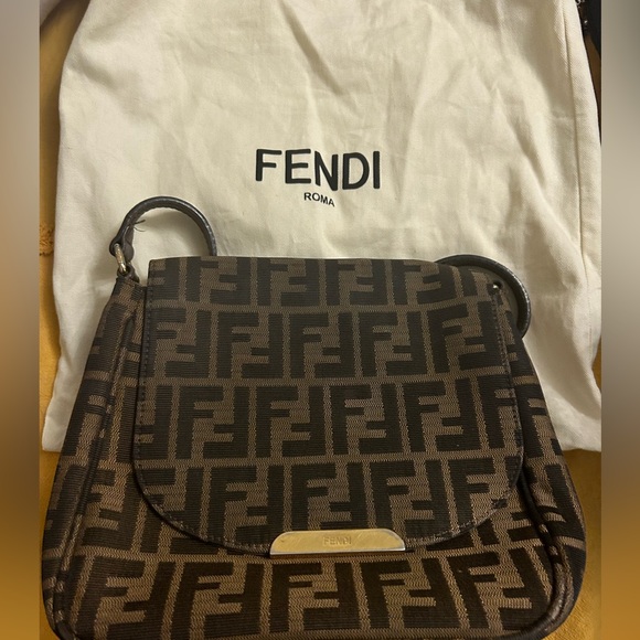Fendi cross body zuca bag - Picture 2 of 2